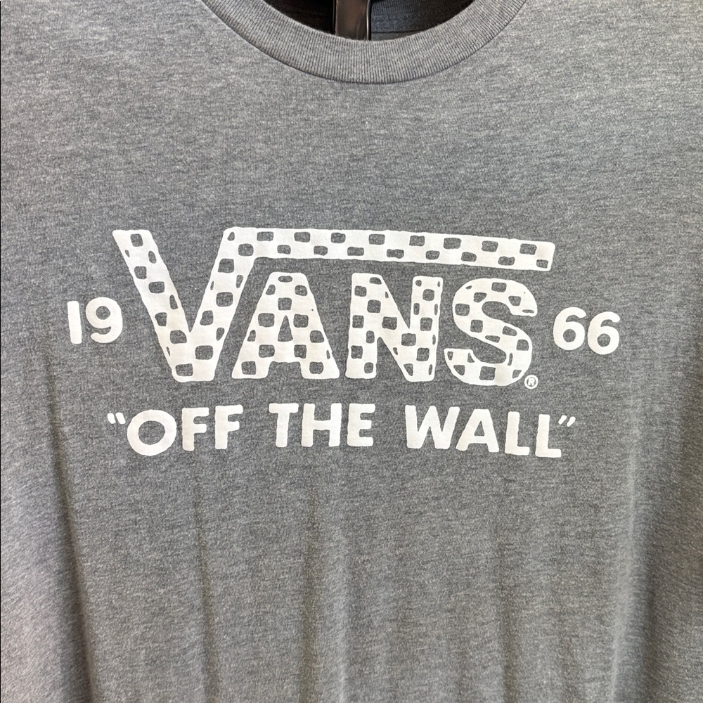 VANS 🩶 Men’s Long Sleeve T-Shirt